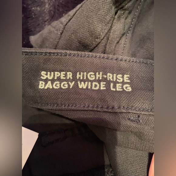 AE Dreamy Drape Woven Super High-Waisted Baggy Wide-Leg Pant - Black NWT - Picture 7 of 14